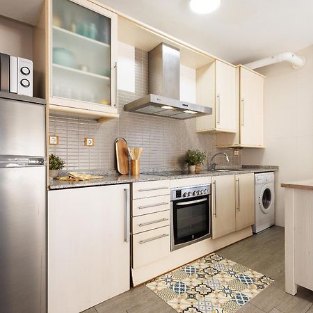 Uhc Els Pins Apartments 萨洛 外观 照片